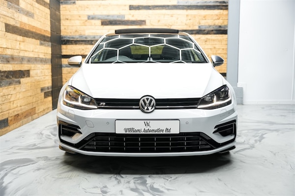 Used Volkswagen Golf 2018 for sale - 75636949: Photo 3