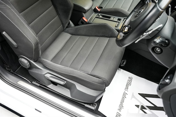 Used Volkswagen Golf 2018 for sale - 75636949: Photo 40
