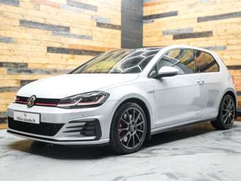 Used Volkswagen Golf 2017 for sale - 75201476: Photo