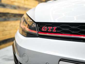 Used Volkswagen Golf 2017 for sale - 75201476: Photo