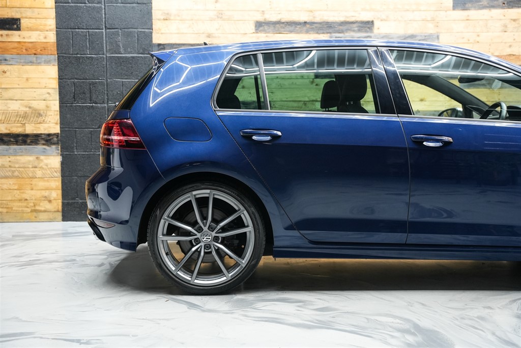 Used Volkswagen Golf 2017 for sale - 76704682: Photo 18