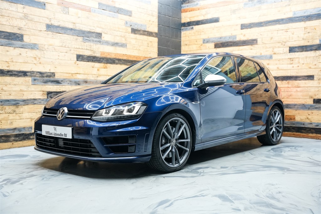 Used Volkswagen Golf 2017 for sale - 76704682: Photo 2