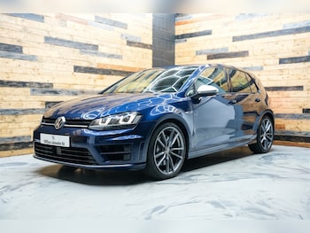 Used Volkswagen Golf 2017 for sale - 76704682: Photo