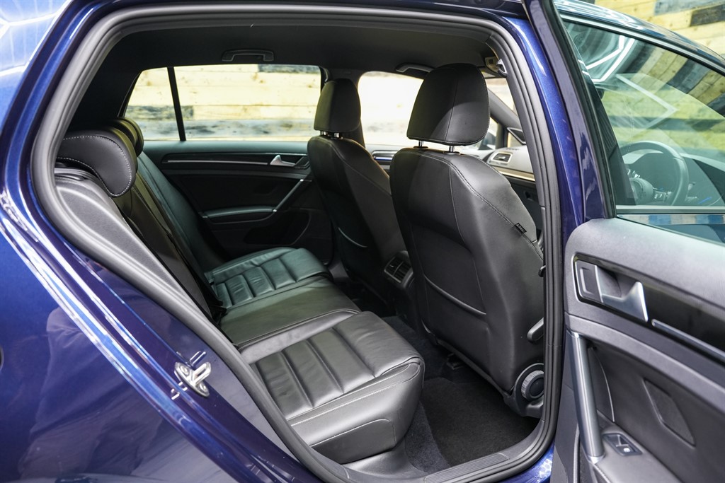 Used Volkswagen Golf 2017 for sale - 76704682: Photo 35