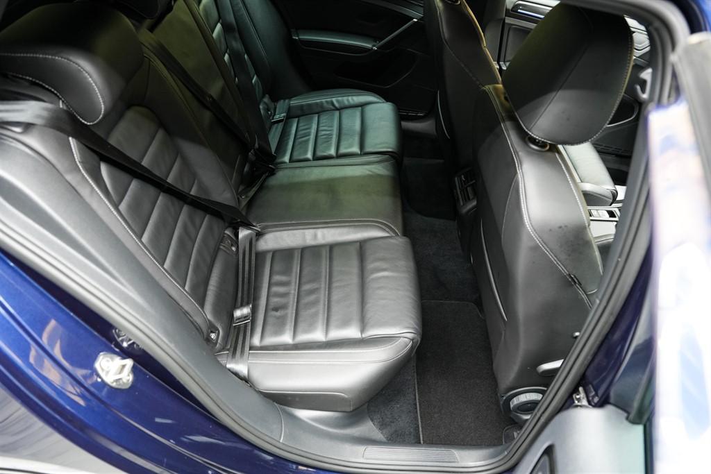 Used Volkswagen Golf 2017 for sale - 76704682: Photo 37