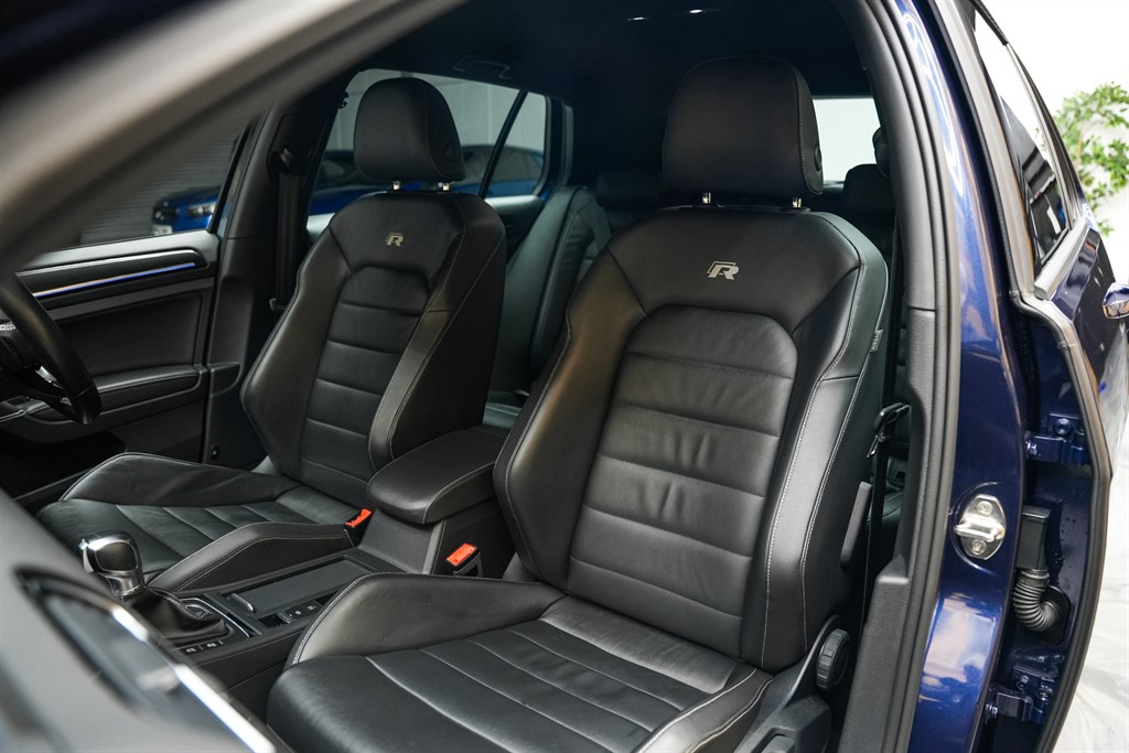 Used Volkswagen Golf 2017 for sale - 76704682: Photo 40