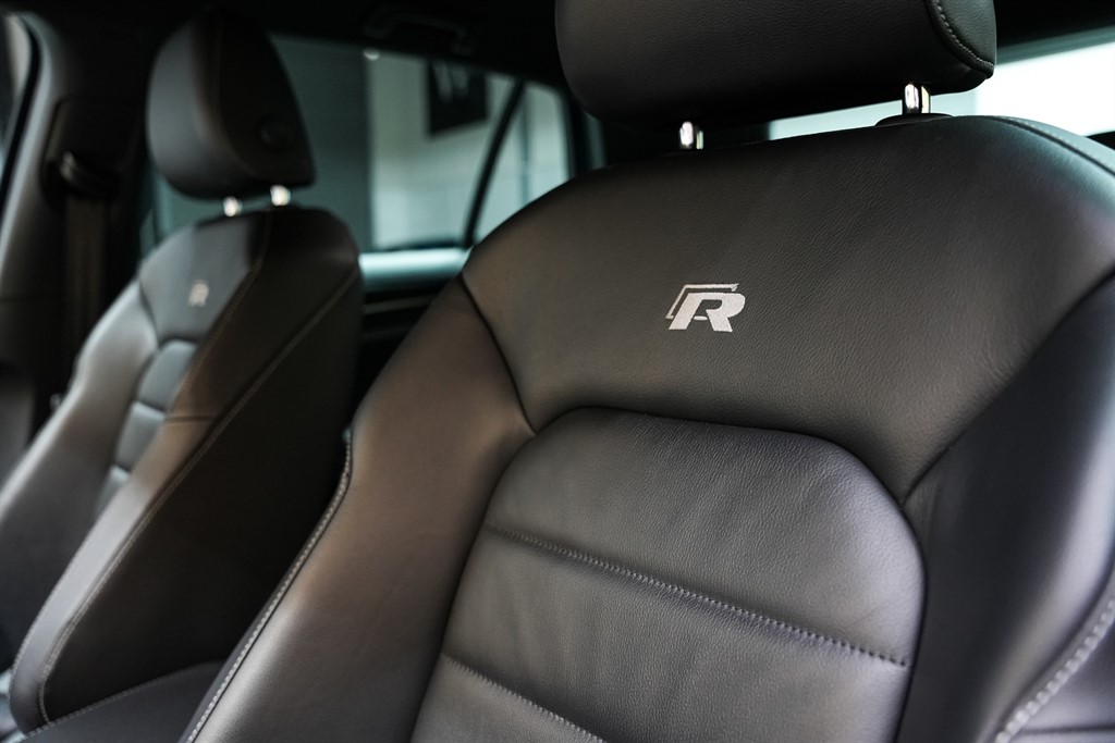 Used Volkswagen Golf 2017 for sale - 76704682: Photo 41