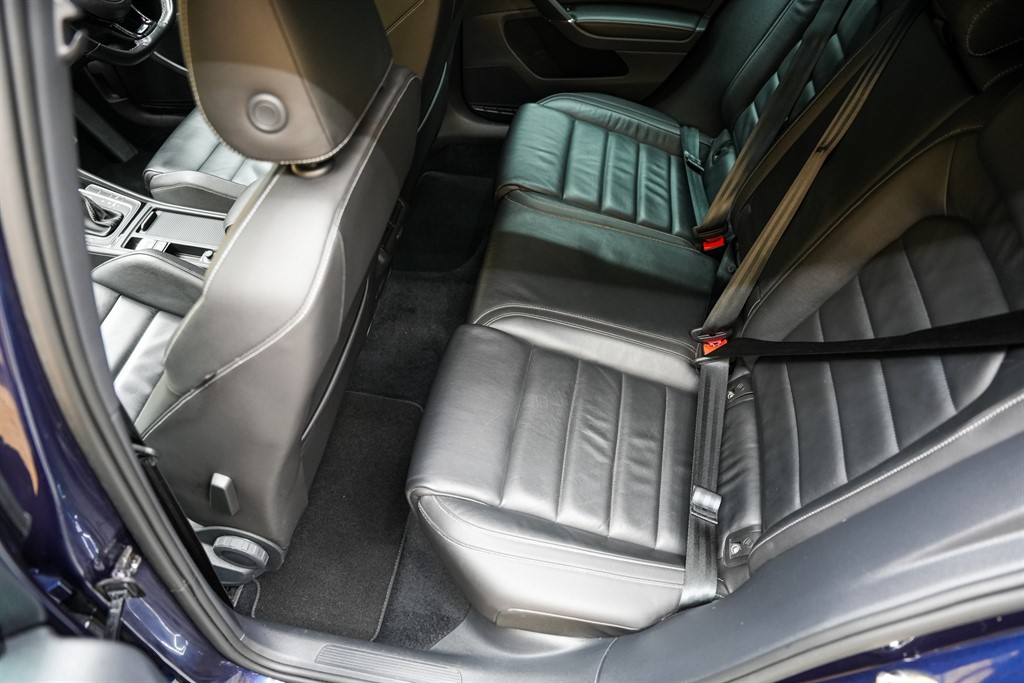 Used Volkswagen Golf 2017 for sale - 76704682: Photo 46