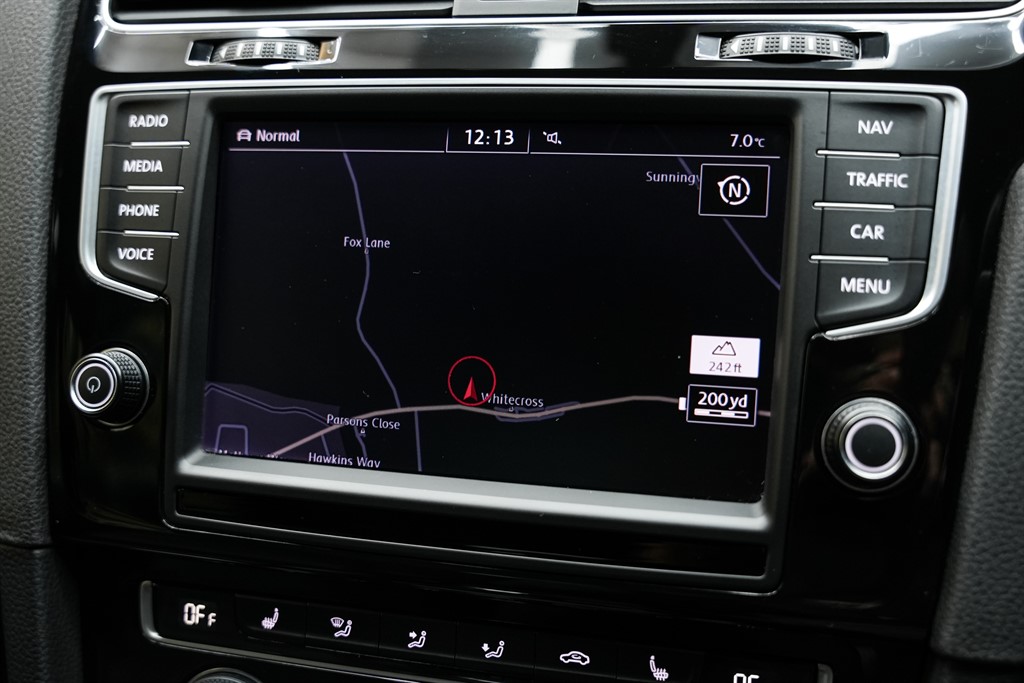 Used Volkswagen Golf 2017 for sale - 76704682: Photo 70