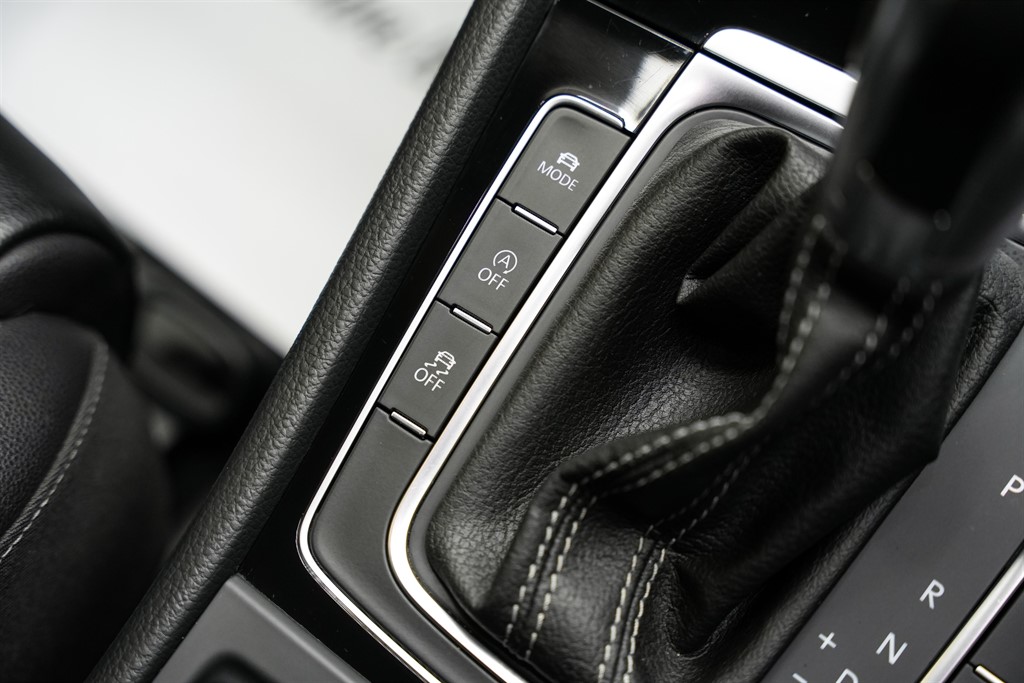 Used Volkswagen Golf 2017 for sale - 76704682: Photo 75