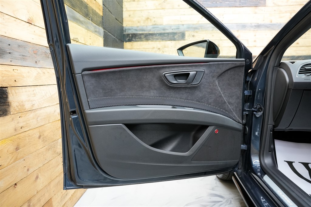 Used SEAT Leon 2018 for sale - 78137368: Photo 43