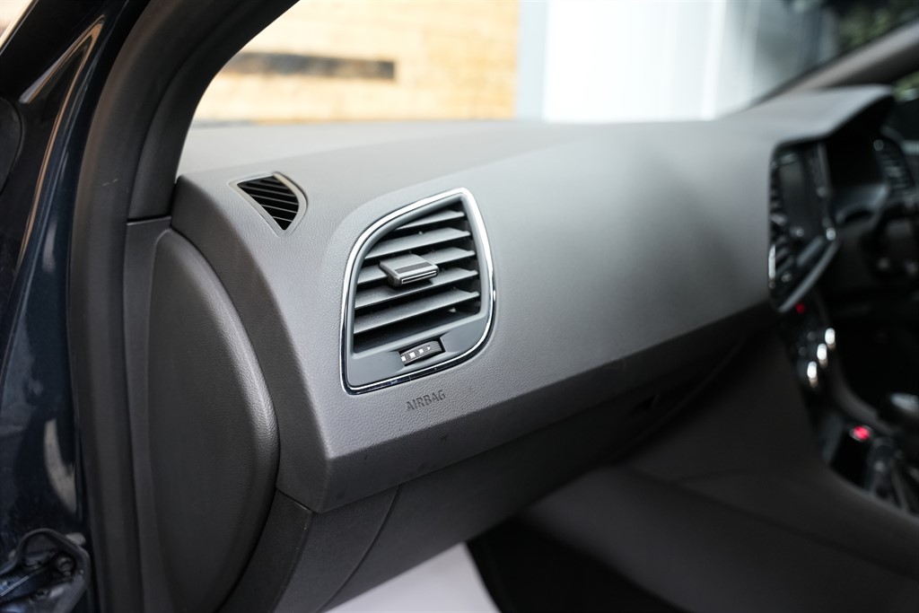 Used SEAT Leon 2018 for sale - 78137368: Photo 54