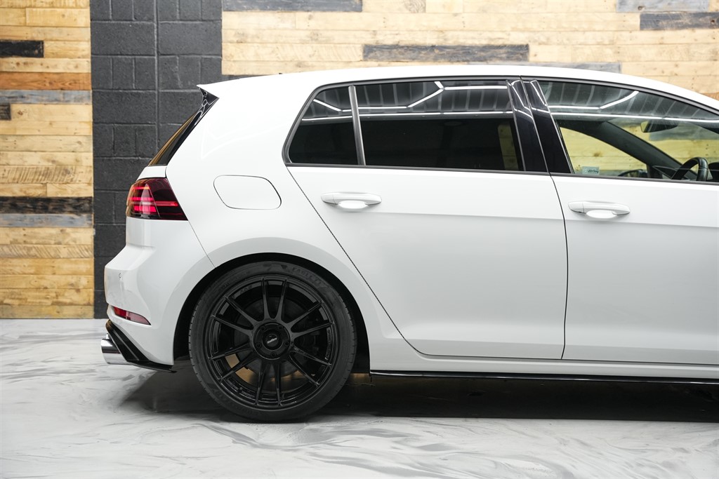 Used Volkswagen Golf 2017 for sale - 77232402: Photo 17