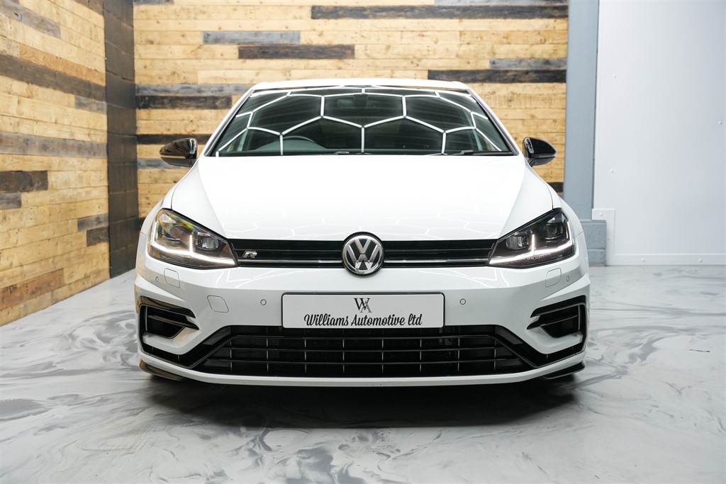 Used Volkswagen Golf 2017 for sale - 77232402: Photo 3