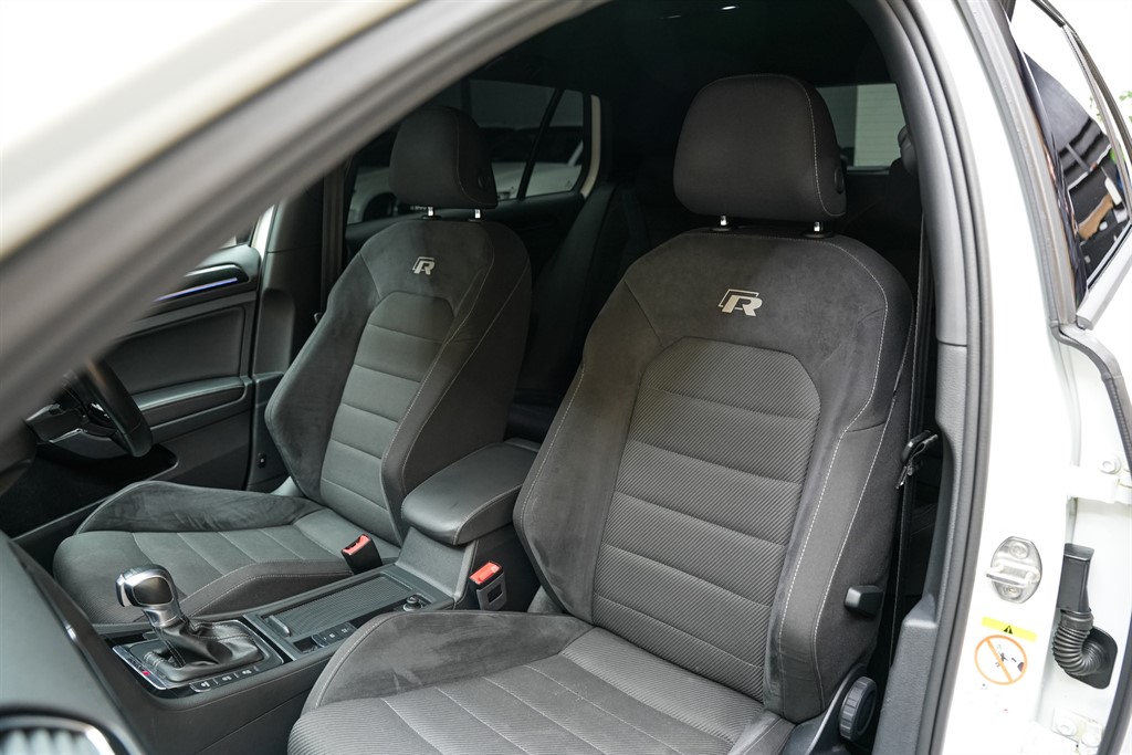 Used Volkswagen Golf 2017 for sale - 77232402: Photo 44