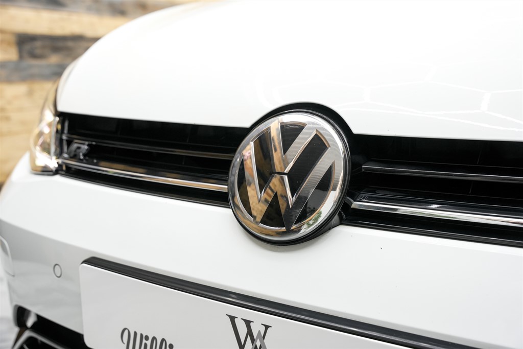 Used Volkswagen Golf 2017 for sale - 77232402: Photo 6