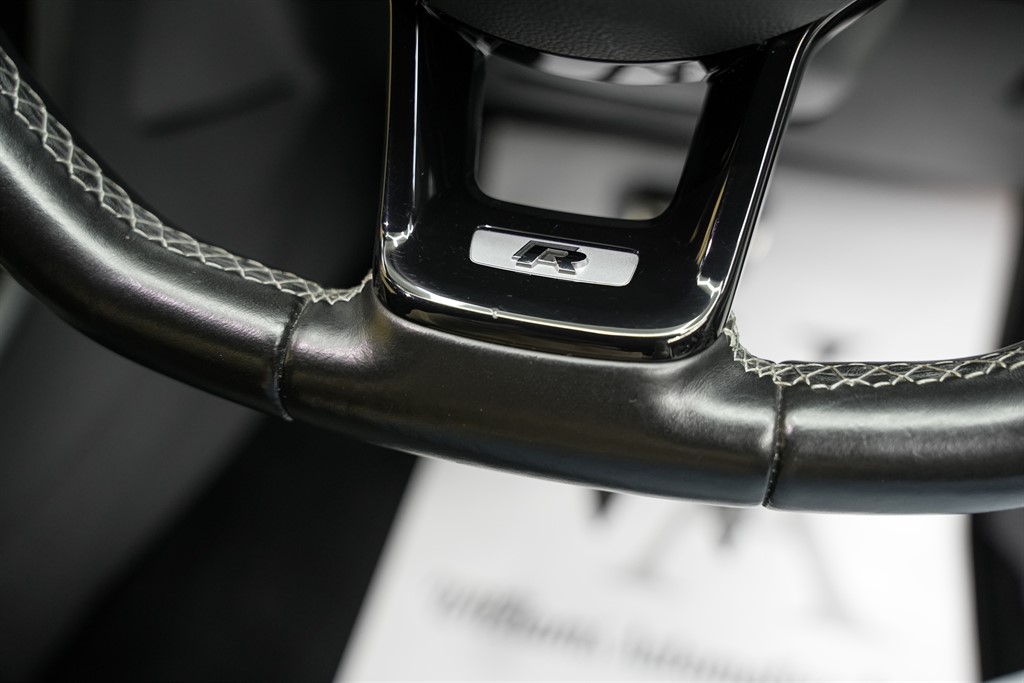 Used Volkswagen Golf 2017 for sale - 77232402: Photo 74