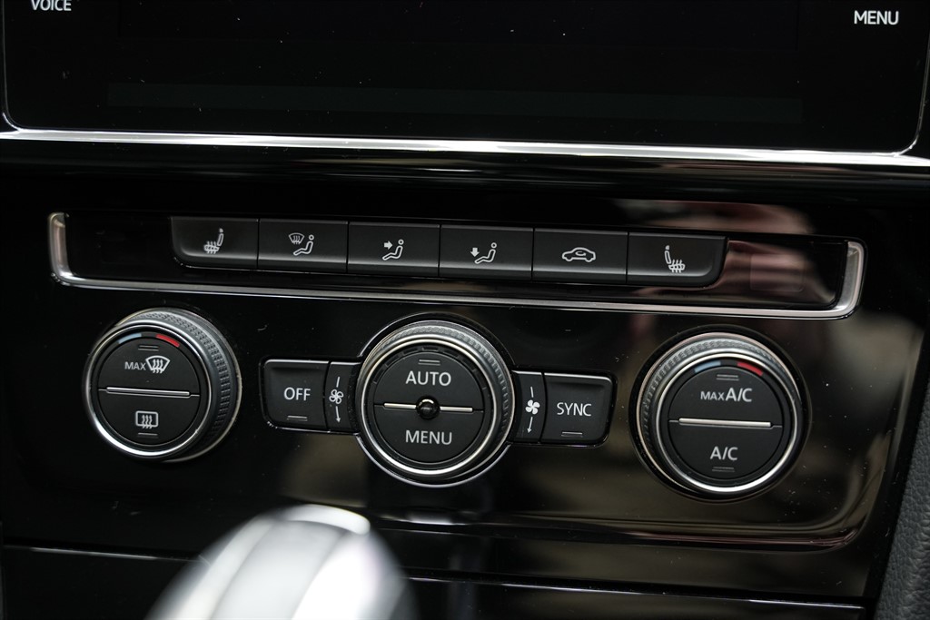 Used Volkswagen Golf 2017 for sale - 77232402: Photo 83