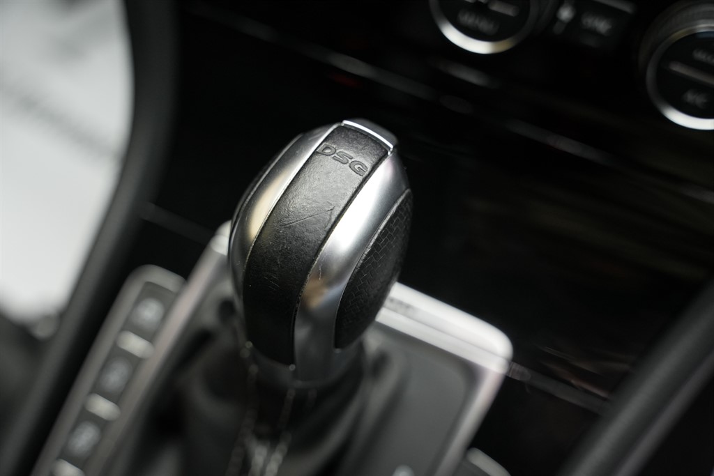 Used Volkswagen Golf 2017 for sale - 77232402: Photo 86