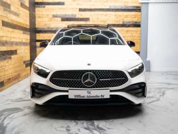 Used Mercedes-Benz 200 2023 for sale - 74523294: Photo