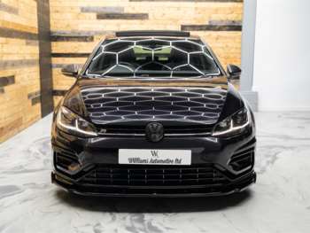 Used Volkswagen Golf 2018 for sale - 74510543: Photo
