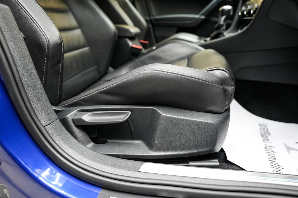 Used Volkswagen Golf 2015 for sale - 76636037: Photo 38