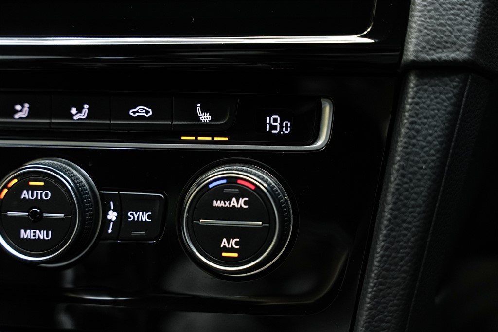 Used Volkswagen Golf 2015 for sale - 76636037: Photo 39