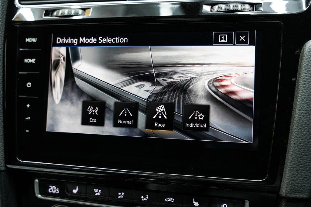 Used Volkswagen Golf 2015 for sale - 76636037: Photo 78