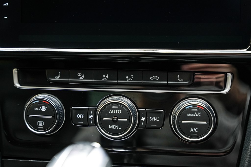 Used Volkswagen Golf 2015 for sale - 76636037: Photo 85