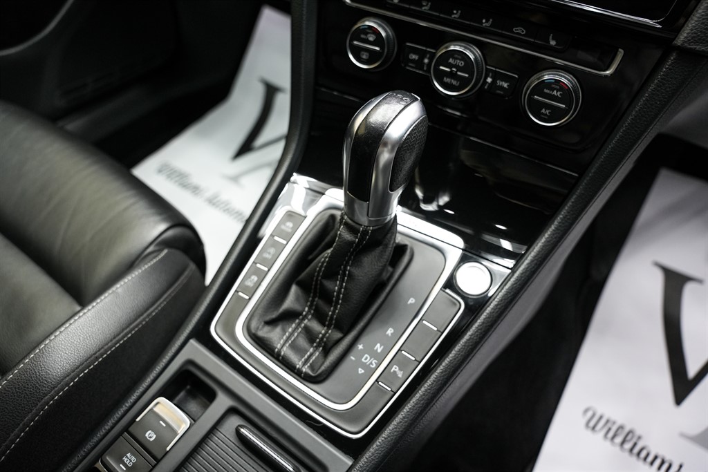 Used Volkswagen Golf 2015 for sale - 76636037: Photo 87