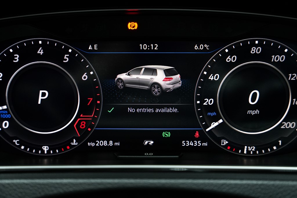 Used Volkswagen Golf 2015 for sale - 76636037: Photo 9