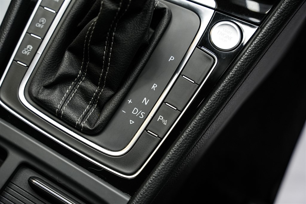 Used Volkswagen Golf 2015 for sale - 76636037: Photo 90