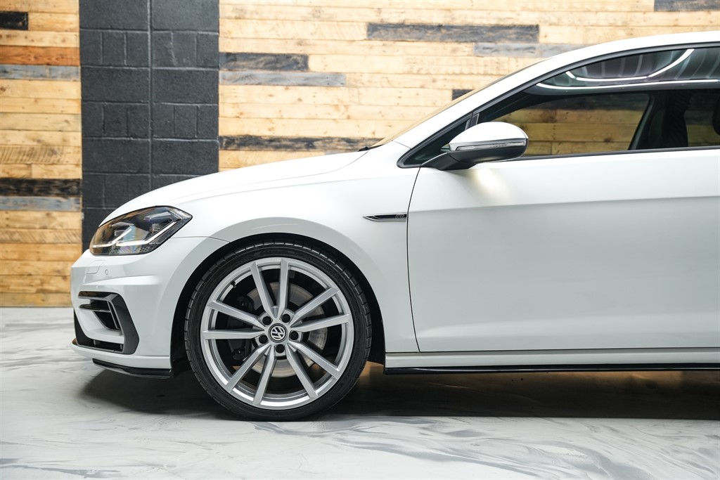 Used Volkswagen Golf 2017 for sale - 76717642: Photo 10