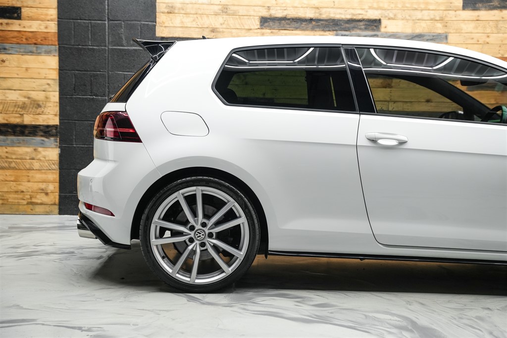 Used Volkswagen Golf 2017 for sale - 76717642: Photo 14