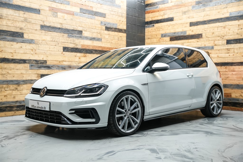 Used Volkswagen Golf 2017 for sale - 76717642: Photo 2