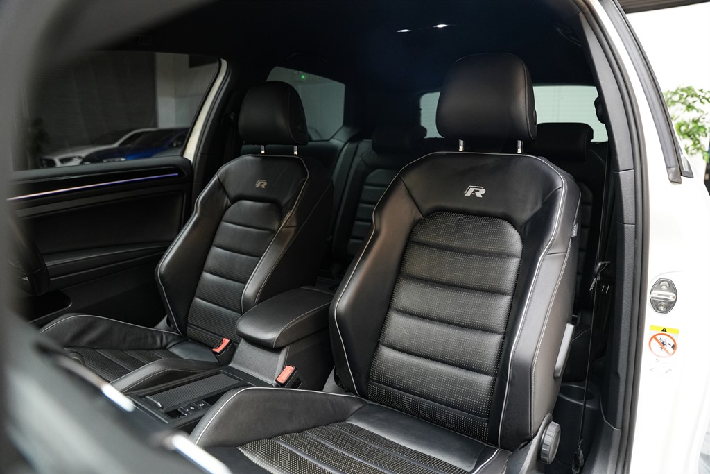 Used Volkswagen Golf 2017 for sale - 76717642: Photo 37