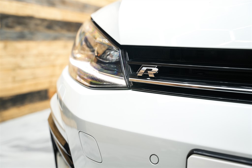 Used Volkswagen Golf 2017 for sale - 76717642: Photo 4