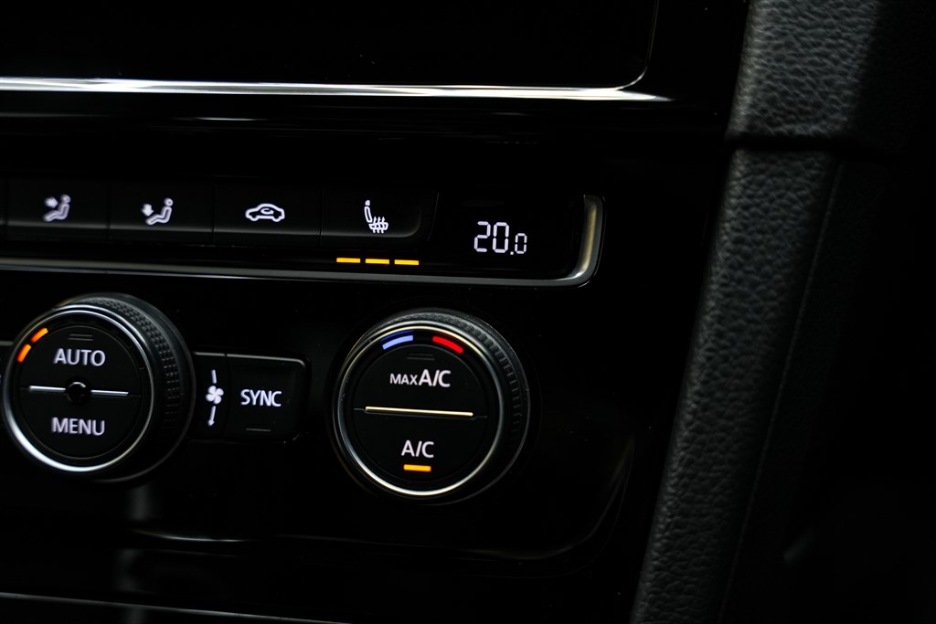 Used Volkswagen Golf 2019 for sale - 76487678: Photo 34