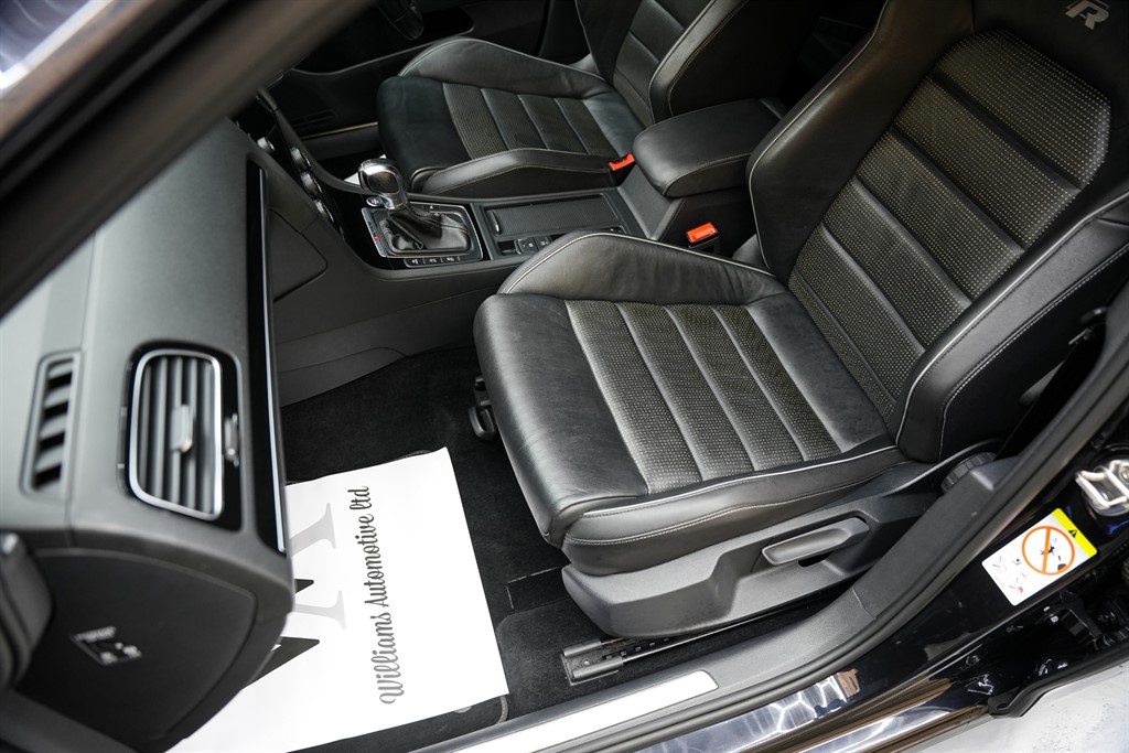 Used Volkswagen Golf 2019 for sale - 76487678: Photo 41