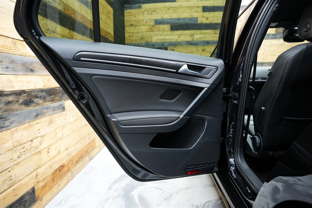 Used Volkswagen Golf 2019 for sale - 76487678: Photo 42