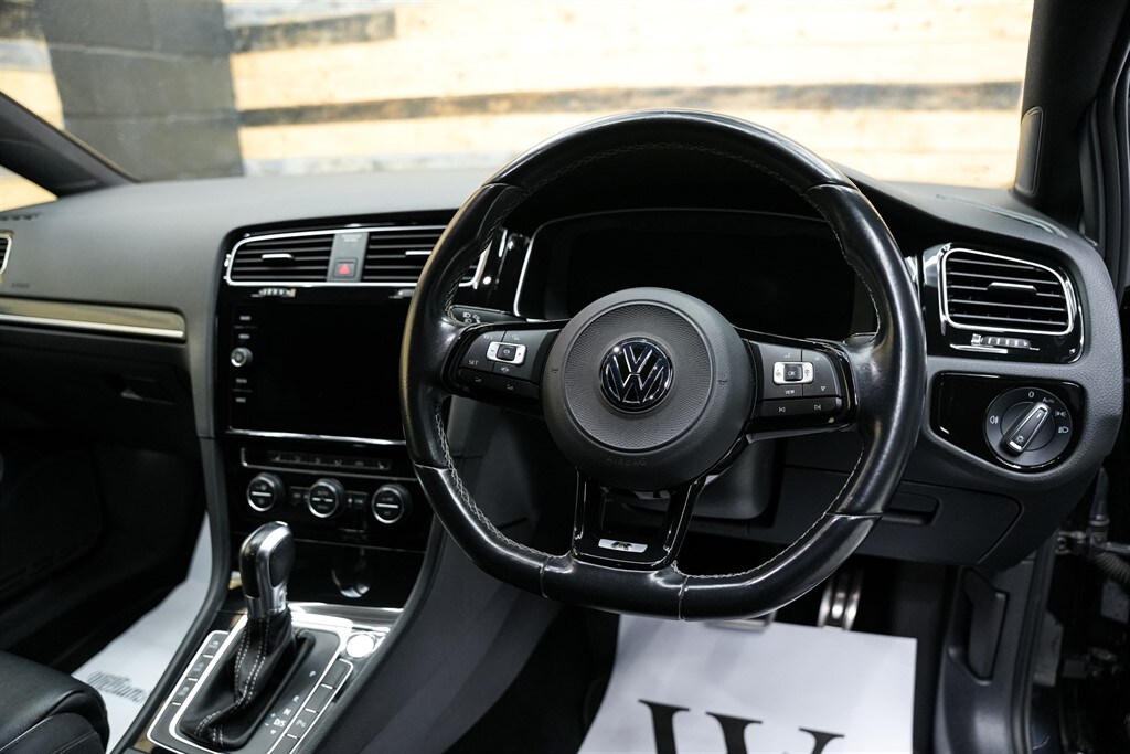 Used Volkswagen Golf 2019 for sale - 76487678: Photo 50