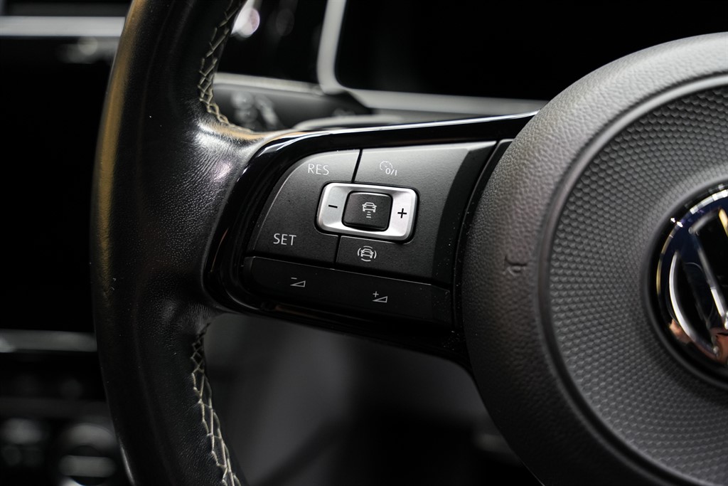 Used Volkswagen Golf 2019 for sale - 76487678: Photo 51