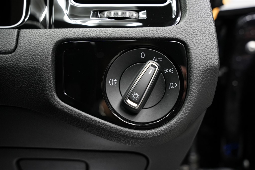 Used Volkswagen Golf 2019 for sale - 76487678: Photo 73