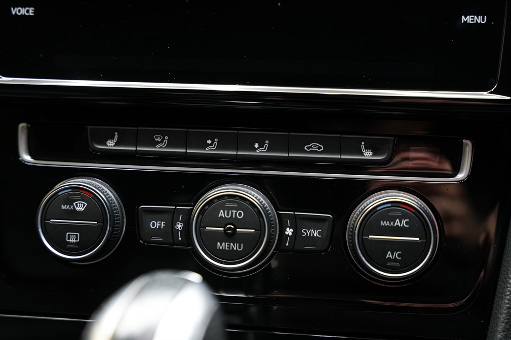 Used Volkswagen Golf 2019 for sale - 76487678: Photo 74