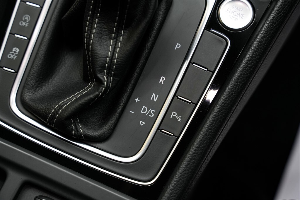 Used Volkswagen Golf 2019 for sale - 76487678: Photo 79