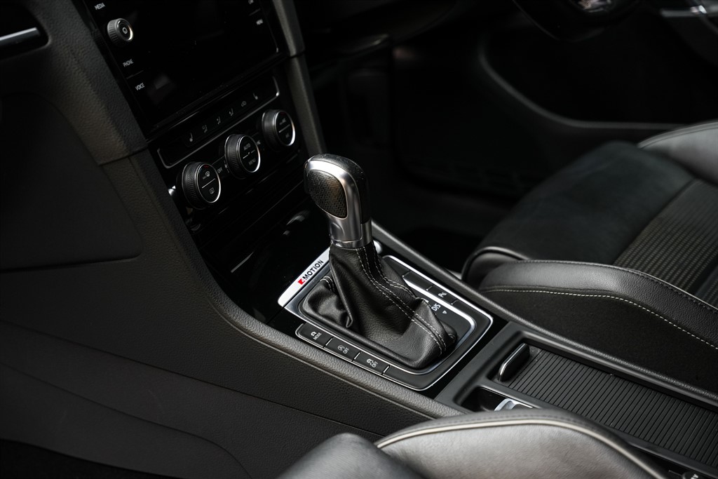 Used Volkswagen Golf 2019 for sale - 76487678: Photo 82