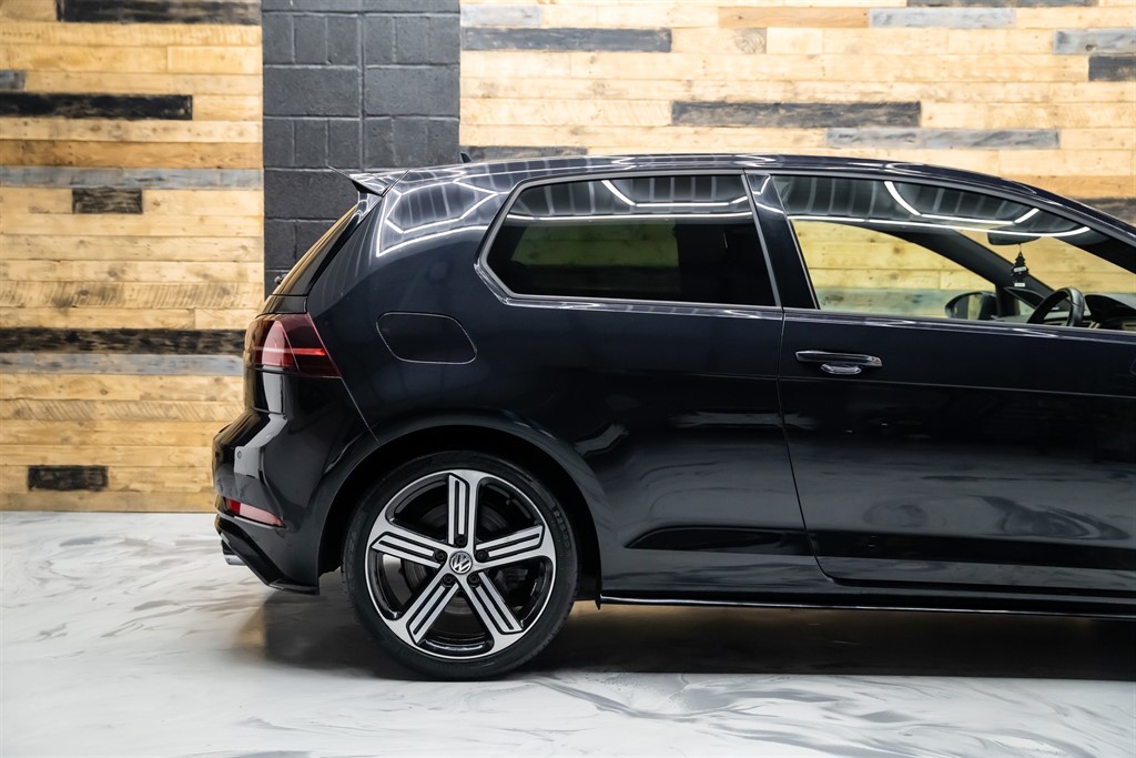 Used Volkswagen Golf 2017 for sale - 77147015: Photo 15