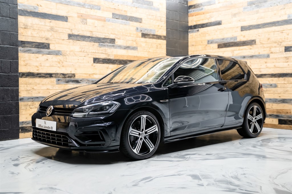 Used Volkswagen Golf 2017 for sale - 77147015: Photo 2