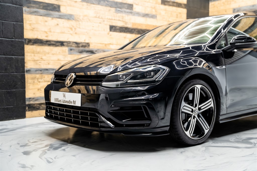 Used Volkswagen Golf 2017 for sale - 77147015: Photo 3