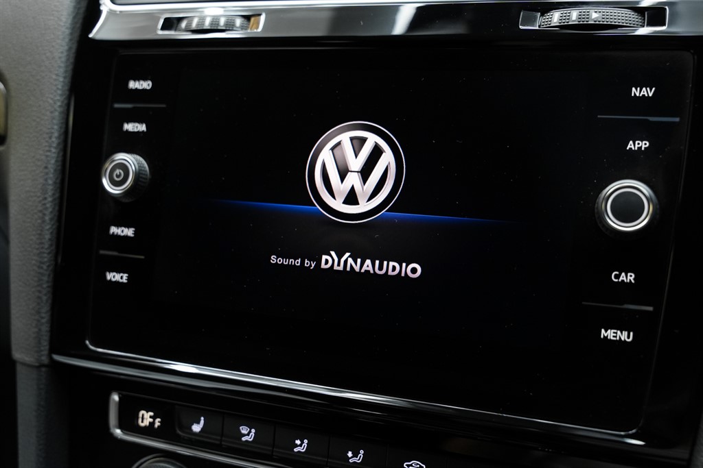 Used Volkswagen Golf 2017 for sale - 77147015: Photo 52